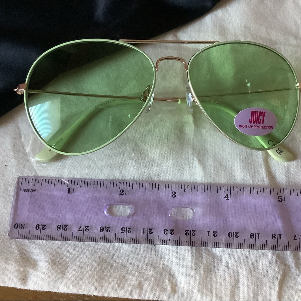Juicy Couture Lime Aviator Sunglasss new